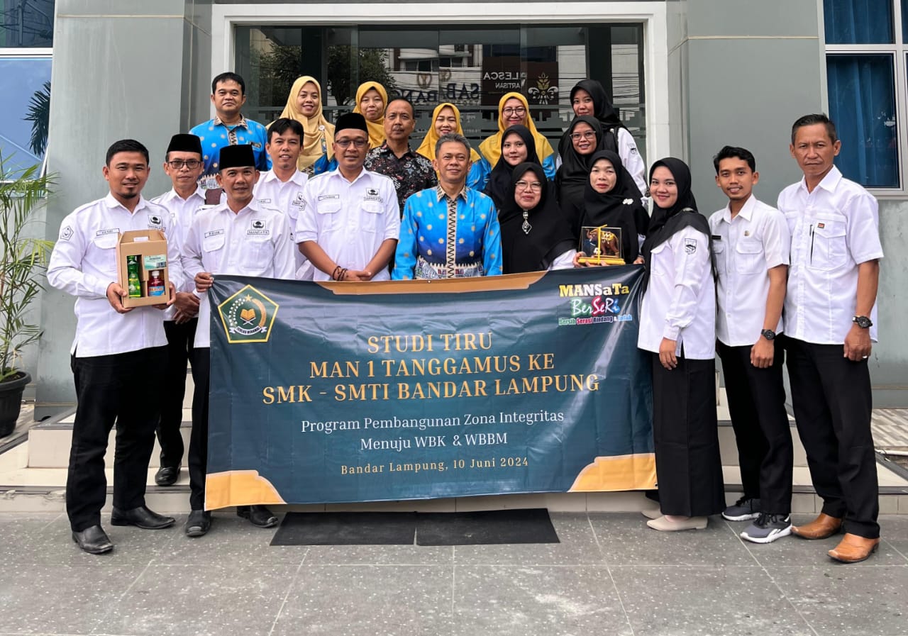 MAN 1 Tanggamus dan MTs Negeri 2 Pesawaran Studi Tiru Pembangunan Zona Integritas ke SMK SMTI