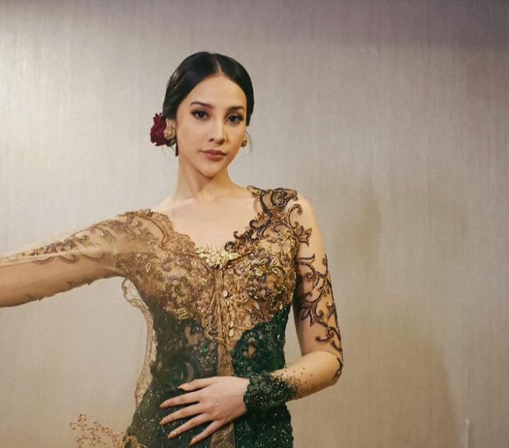 Pesona Anya Geraldine Jadi Juri Putri Indonesia 2022 Bikin Netizen Meleleh