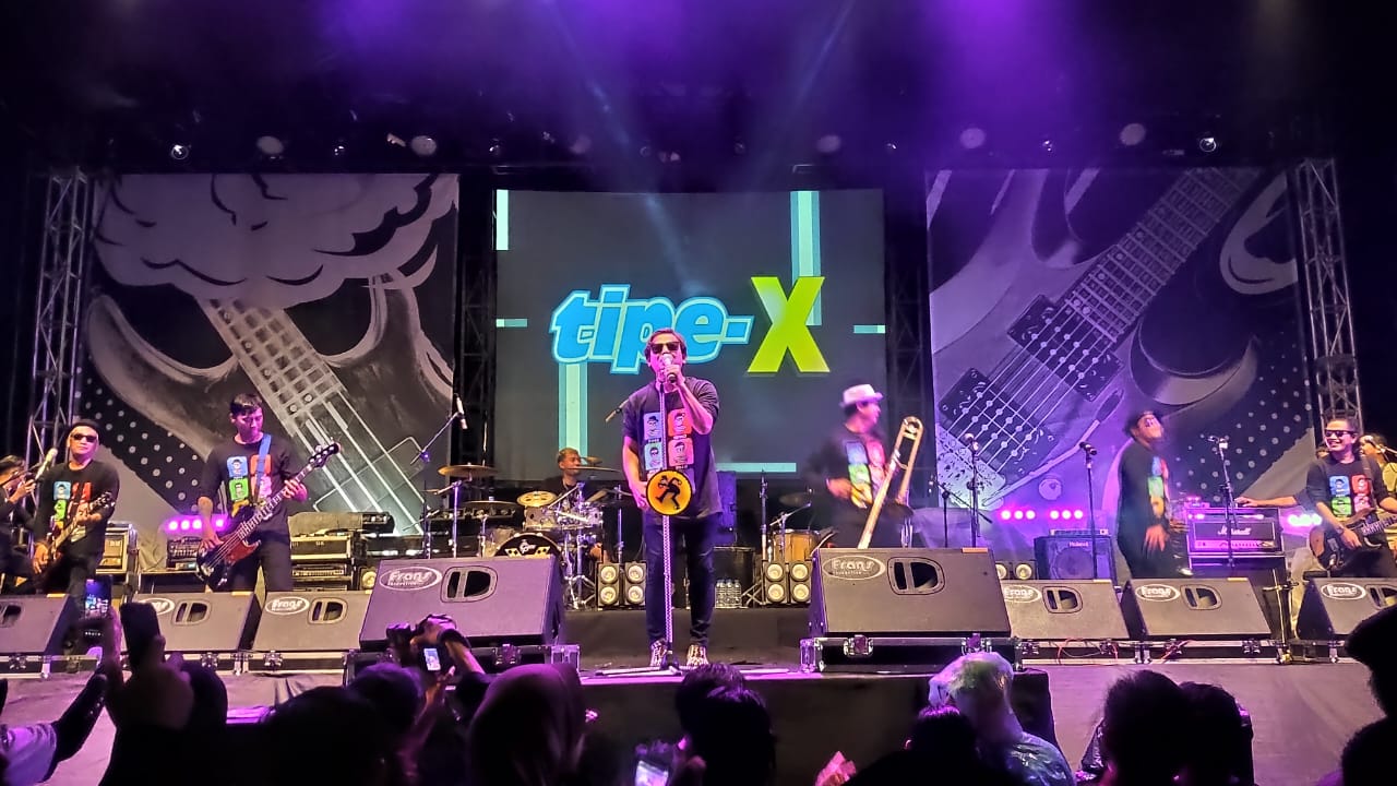 Lagu 'Salam Rindu' dari Tipe-X Hipnotis Warga Bandar Lampung