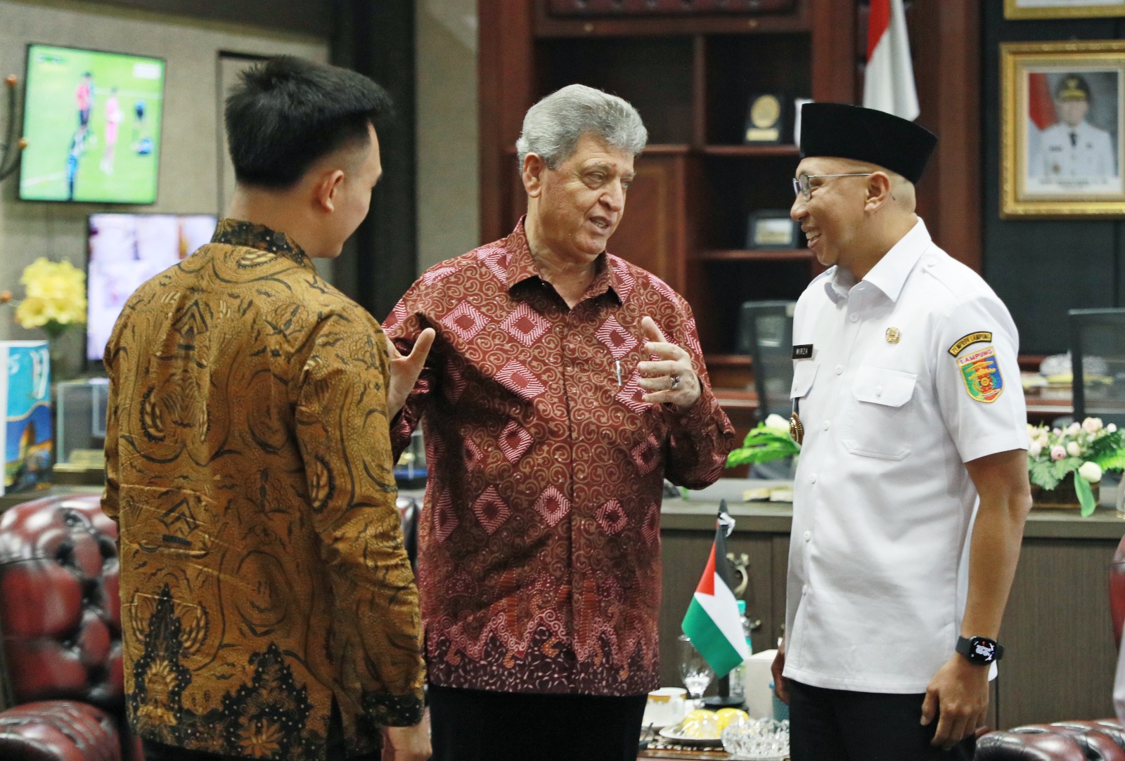 Gubernur Mirza Komit Perjuangkan Beasiswa Mahasiswa Palestina Yang Menempuh Pendidikan di Lampung
