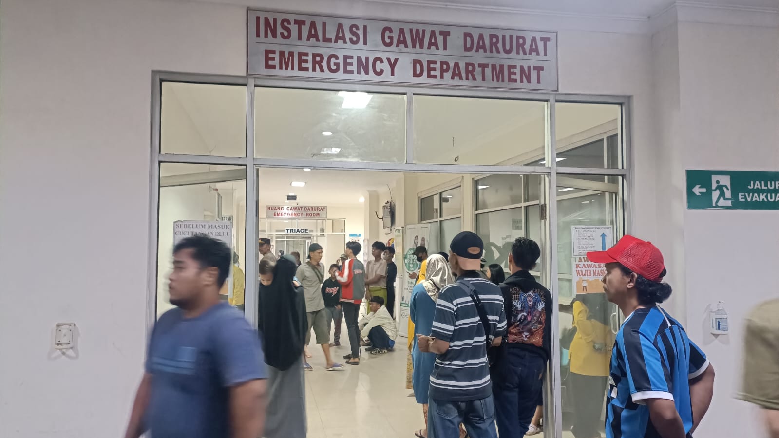 Akibat Lift Yang Dinaiki Terjatuh Dari Lantai 6, Dua Pekerja Bangunan Masih Dirawat Intensif