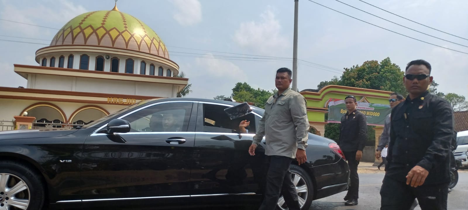 Presiden Tidak Jadi Sholat Jumat di Masjid Al Aqso Lampung Timur, Ternyata Cuma Mampir dan Melakukan Hal ini
