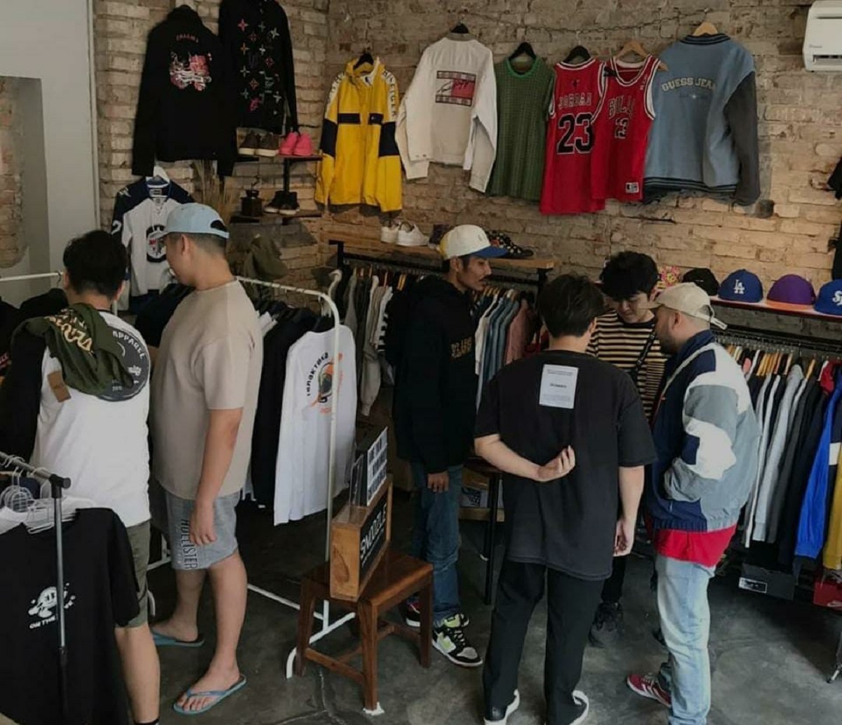 3 Tempat Thrifting Murah dan Berkualitas di Bandar Lampung