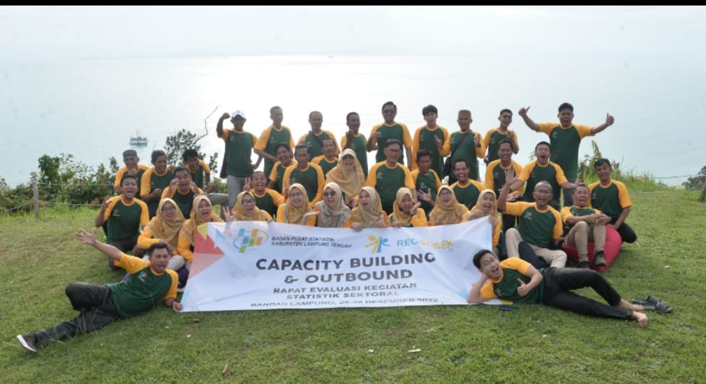 Keseruan Capacity Building and Outbound BPS Lampung Tengah