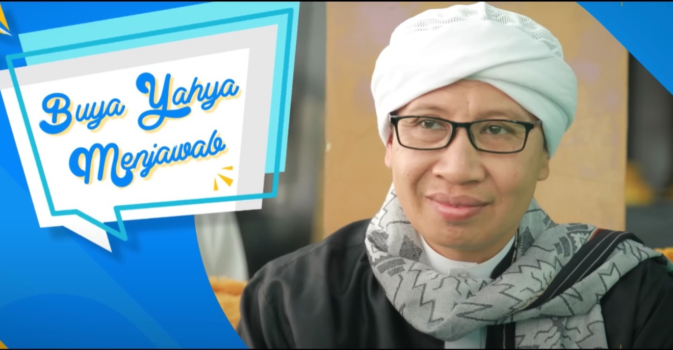 Ditanya Soal Lepas Cadar di Depan Media, Buya Yahya Menjawab