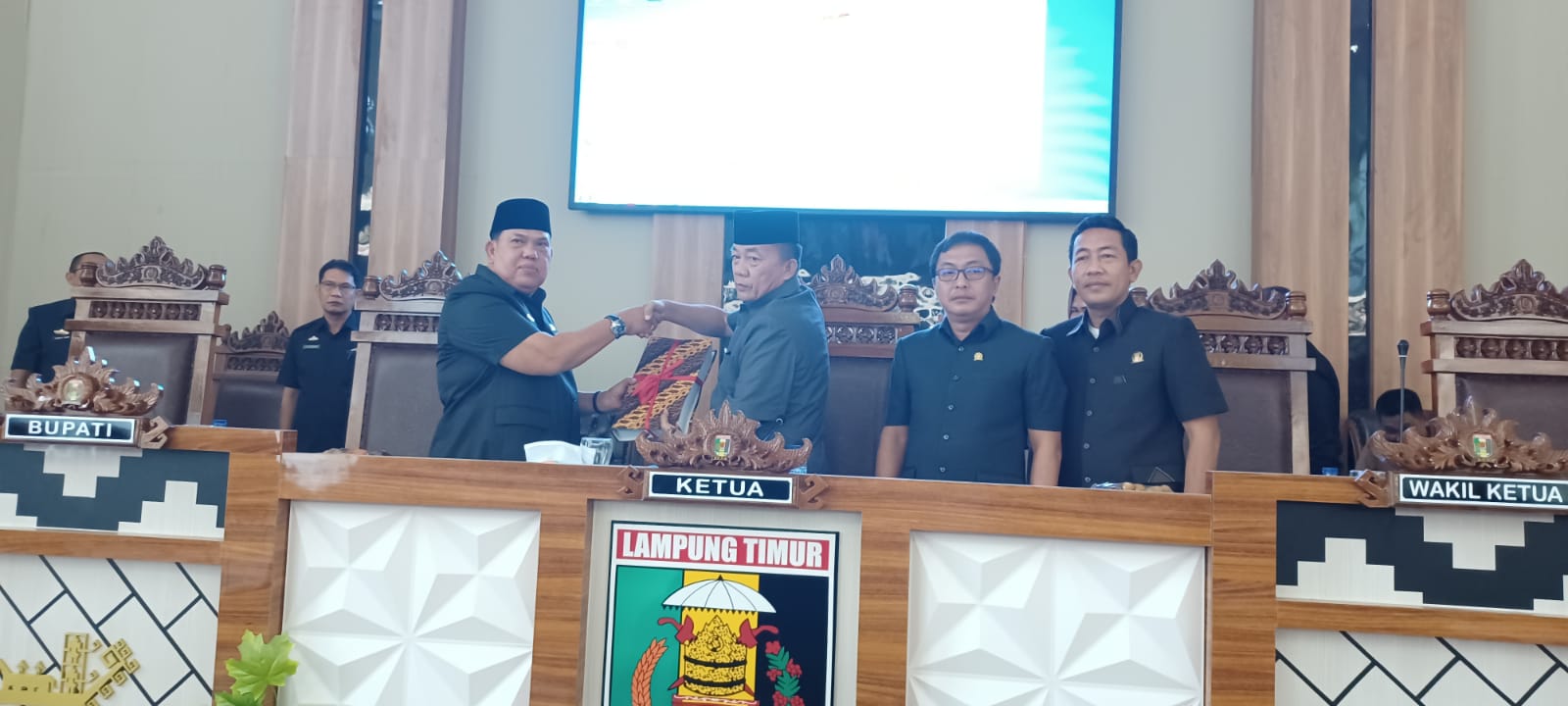 Dewan Lamtim Kecewa, Sejumlah Kepala OPD Tidak Hadiri Rapat Paripurna LPPA