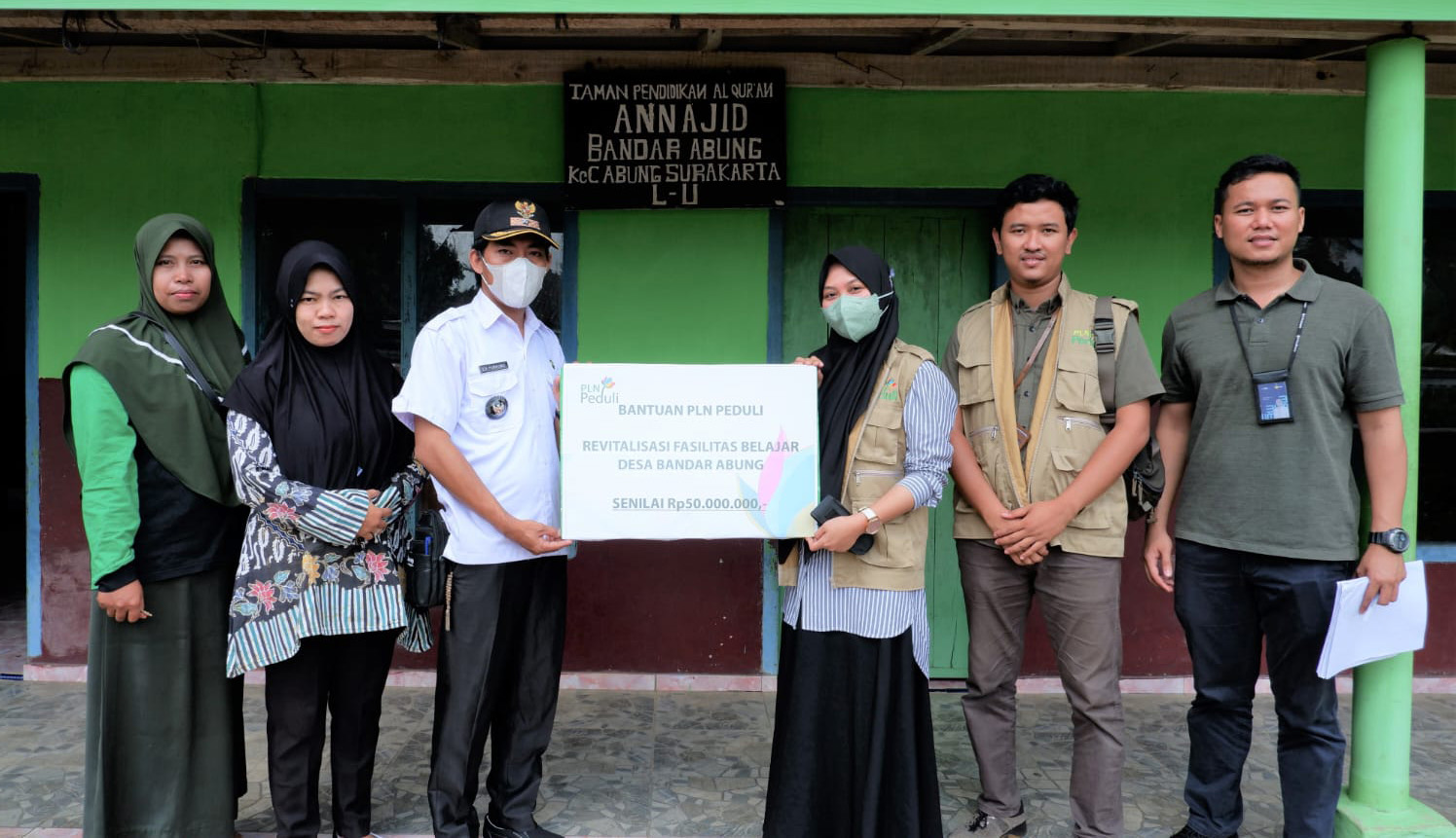 PLN Peduli Turut Cerdaskan Anak Bangsa lewat Revitalisasi Fasilitas Pendidikan