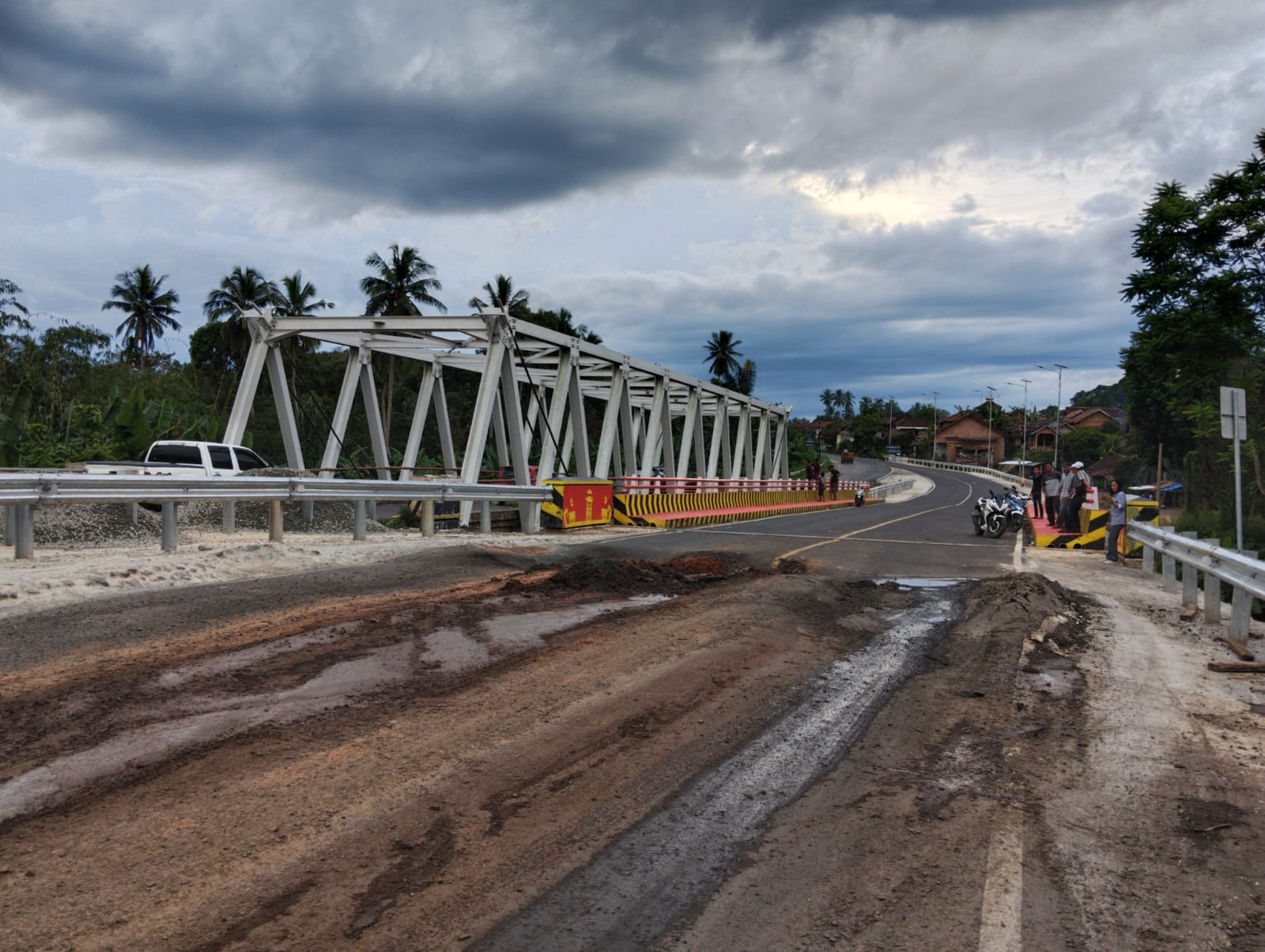 Soal Oprit jembatan Way Rarem Amblas, Begini Penjelasan BPJN Lampung