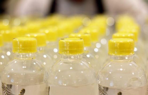 Mengenal Mikroplastik dalam Air Mineral Kemasan, Berpotensi Jadi Pemicu Kanker? Begini Faktanya