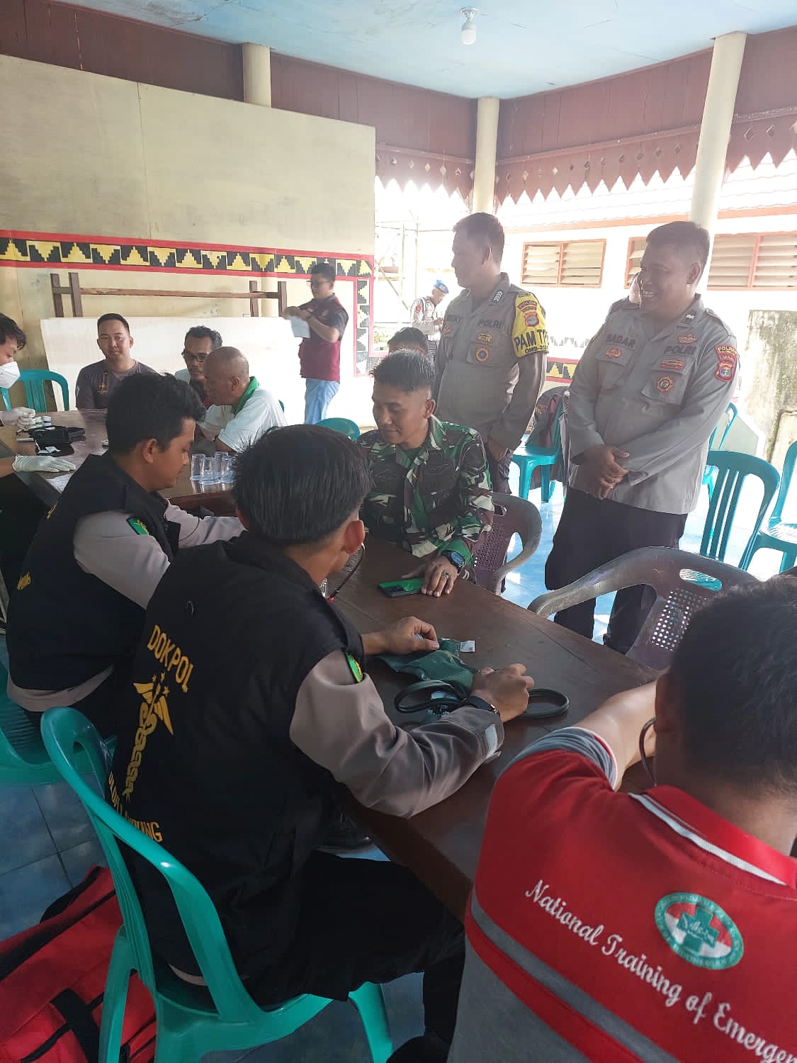 Polres Tubaba Lakukan Pemeriksaan Kesehatan Petugas Pam TPS, PPK, PPS dan KPPS