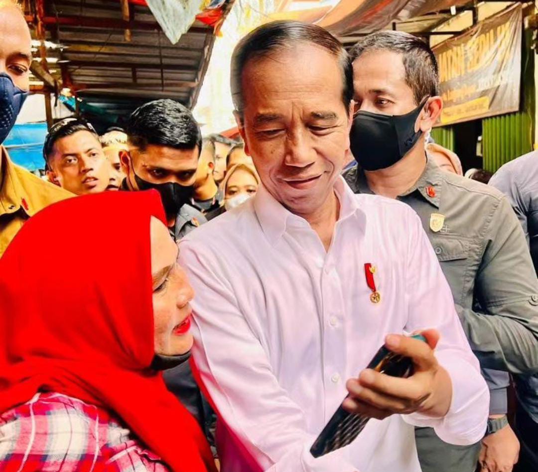 Infrastruktur Jalan Kunci Utama Kestabilan Harga, Jokowi: Jika Tidak Mampu Akan Diambil Alih Kementerian PU