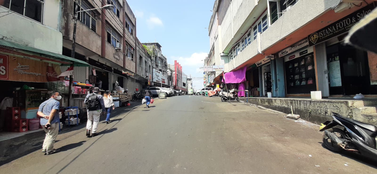 Ditertibkan, PKL Jalan Jendral Suprapto Naik Ke Pelataran Toko