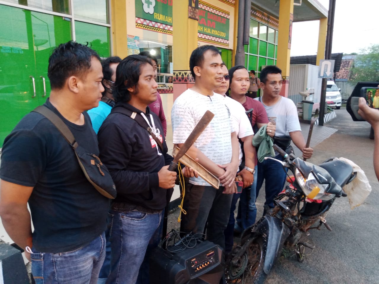 Todong Leher di Rumah Wanita Muda, Pria Ini Diringkus Polisi