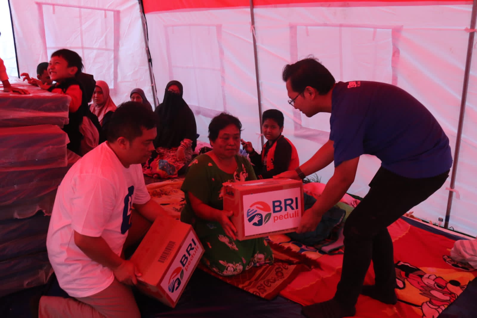BRI Gerak Cepat Tanggap Bencana Gempa Sumedang dengan Beri Bantuan Bagi Korban Terdampak