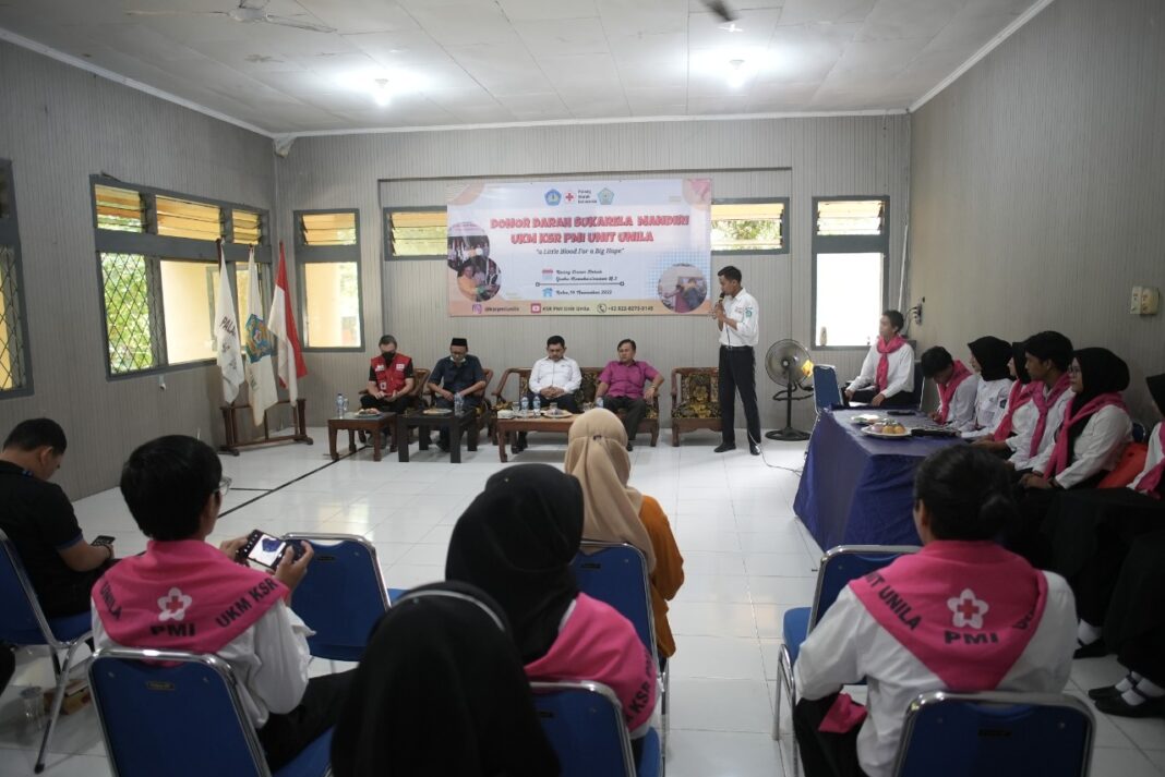 KSR Unila Adakan Donor Darah Sukarela Bantu Stok Darah PMI