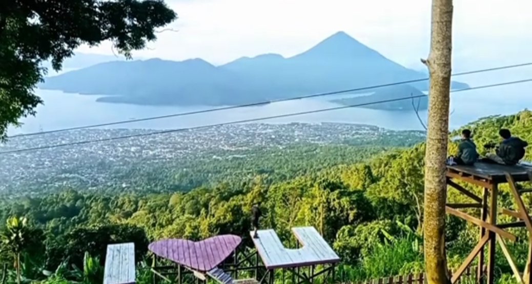 Keindahan Wisata Moya di Ternate, Buruan Para Penikmat Alam hingga Pemburu Foto Instagramable