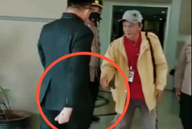 Viral, Ketua DPRD Luwu Timur Dicap Sombong Selangit Usai Tolak Uluran Tangan Warga