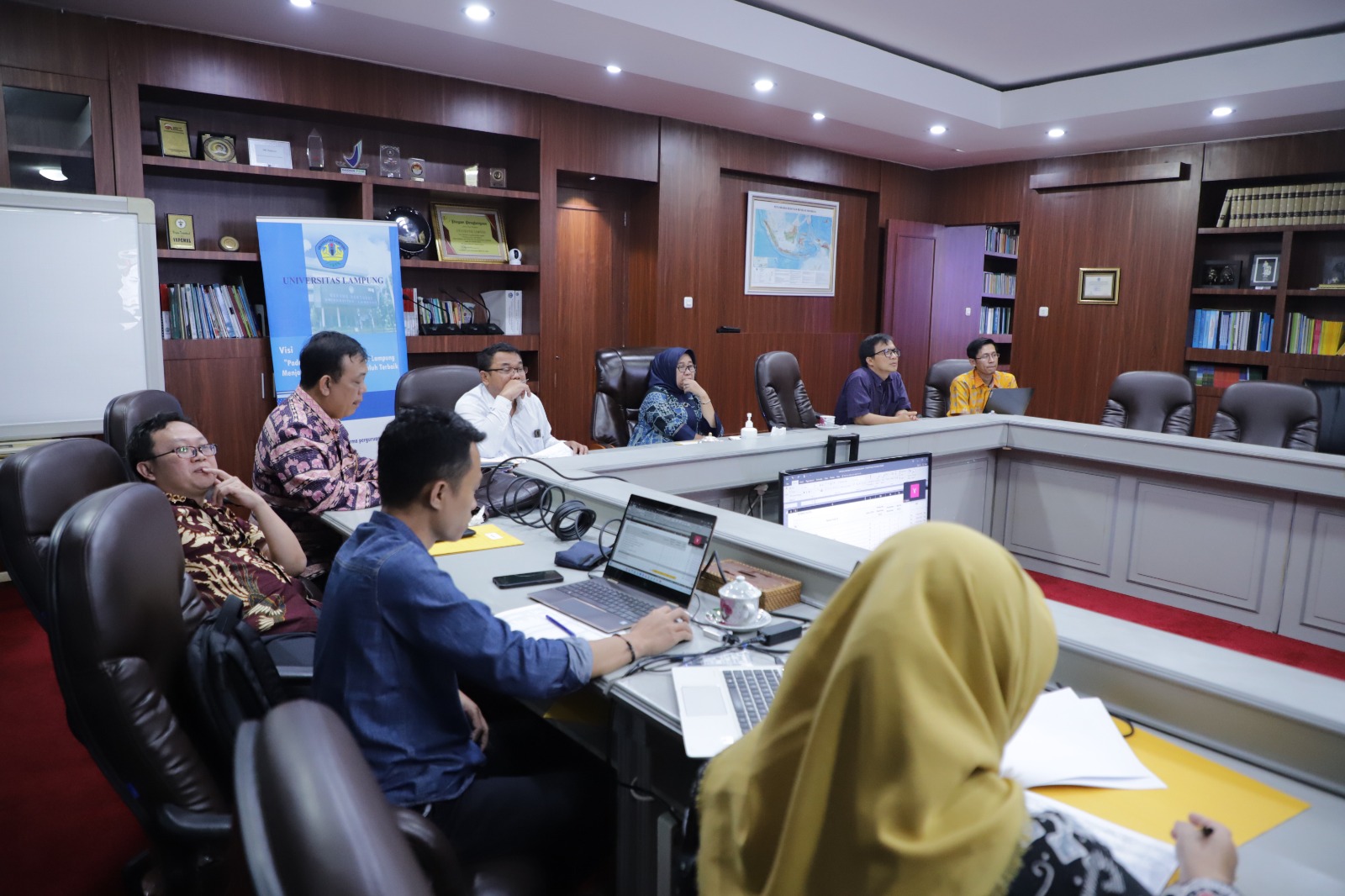 Rektor Unila Pimpin Rapat Pleno Hasil Penerima Beasiswa Pascasarjana
