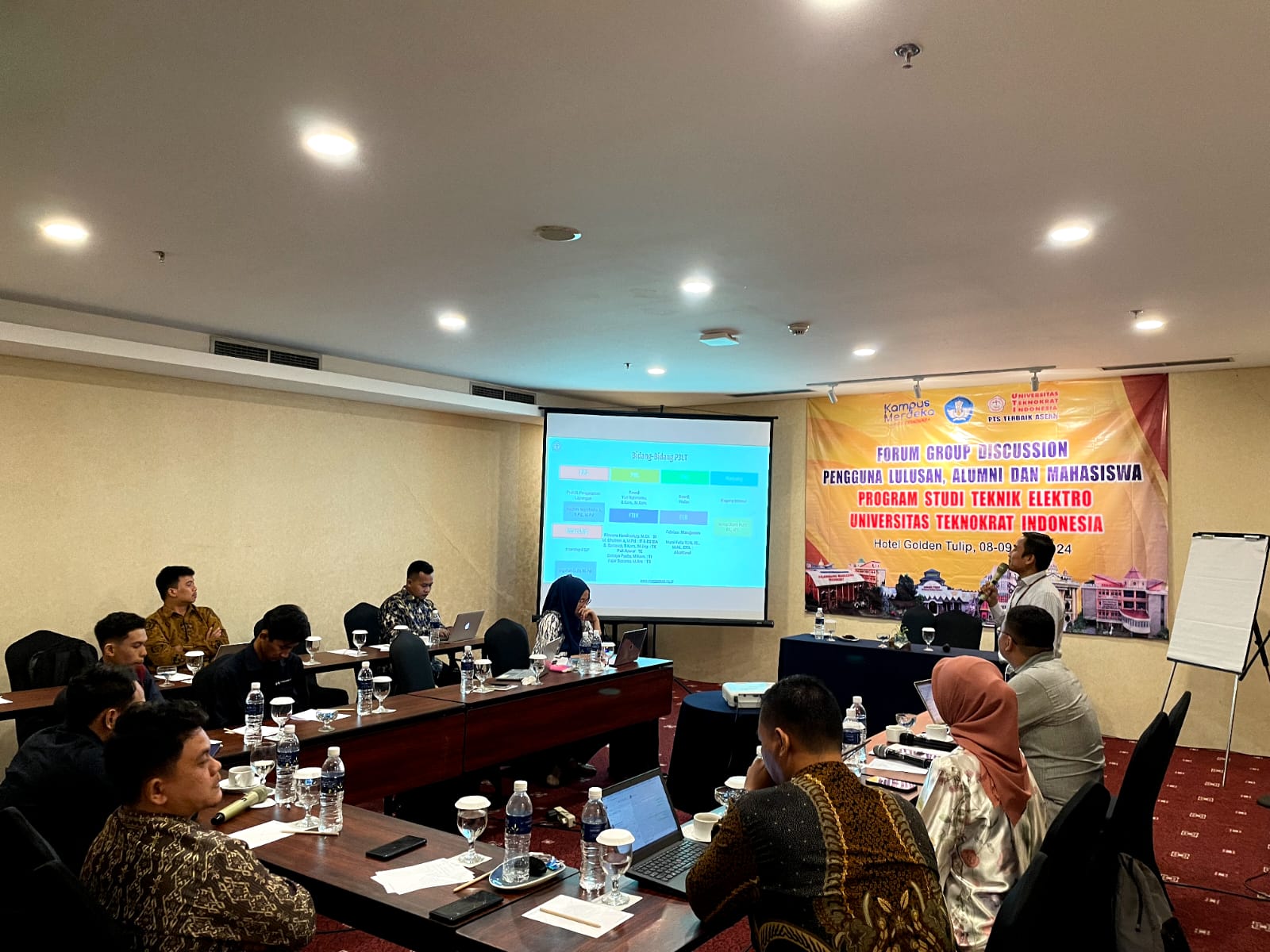 Prodi Teknik Elektro Teknokrat Gelar FGD Era Perindustrian