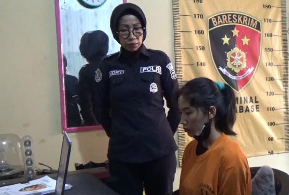 Terdesak Kebutuhan Ekonomi, IRT di Bandarlampung Nekat Curi Perhiasan Emas Senilai Rp27 Juta