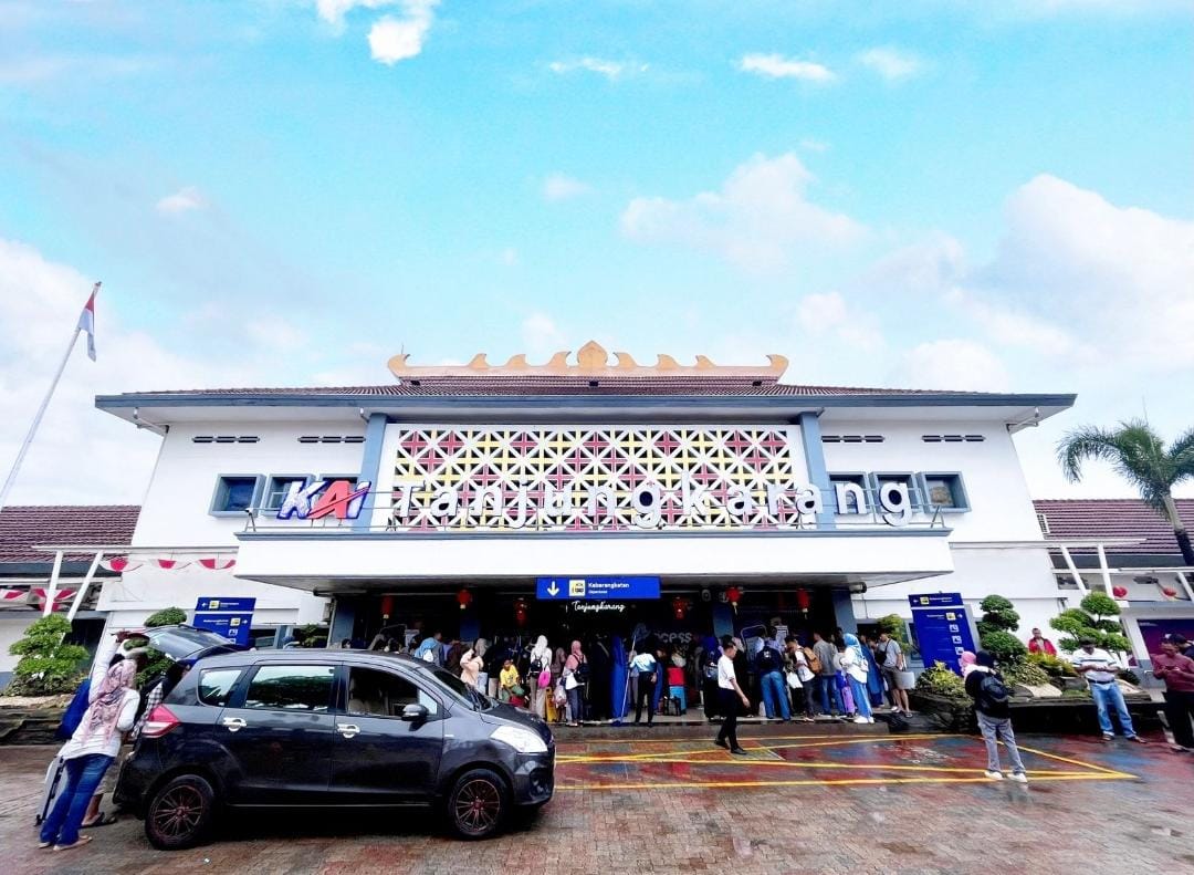 Pesan Sekarang Tiket KA Rajabasa Untuk Mudik Lebaran Saat ini Capai 7,5 Persen