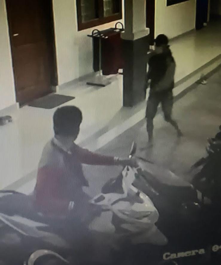 Terekam CCTV, Komplotan Pencuri Gasak Honda Beat dan Yamaha di Indekos Durian Payung