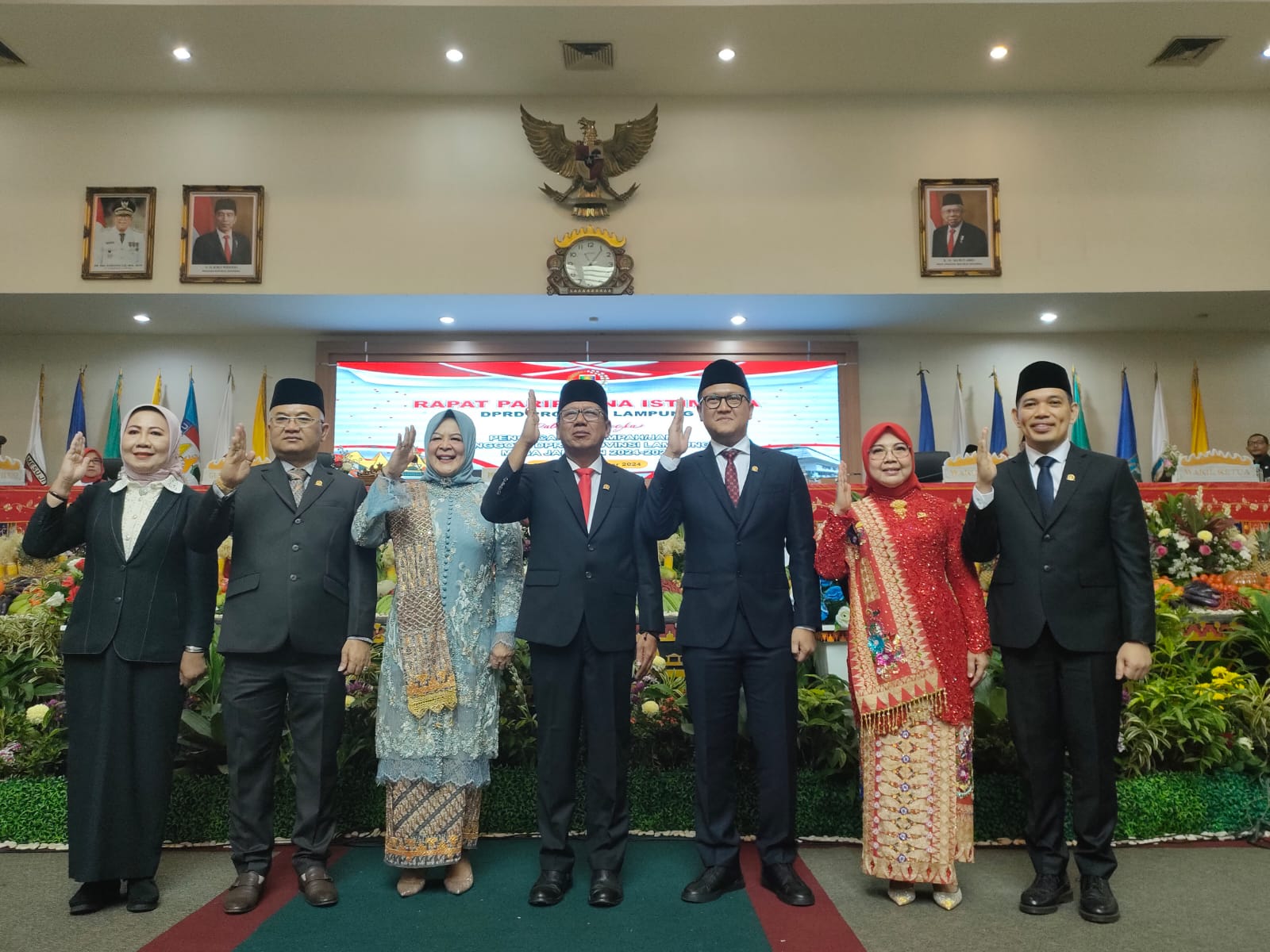Resmi Dilantik, Ahmad Giri Akbar Didapuk Menjadi Ketua DPRD Provinsi Lampung Sementara