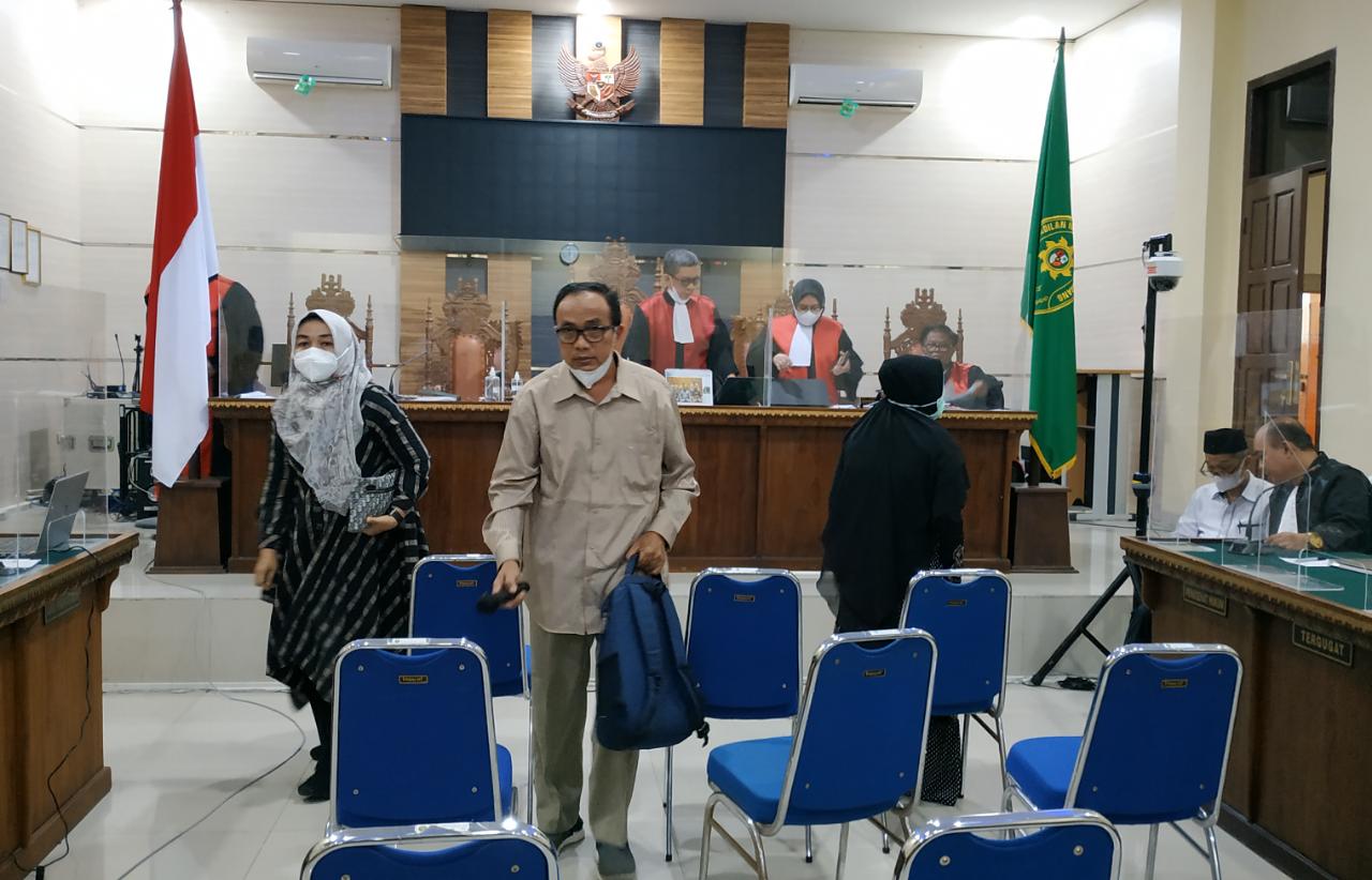Diancam Anaknya Dianulir, Dosen Ini Pakai Uang Pensiun Istri agar Anaknya Lulus Kedokteran