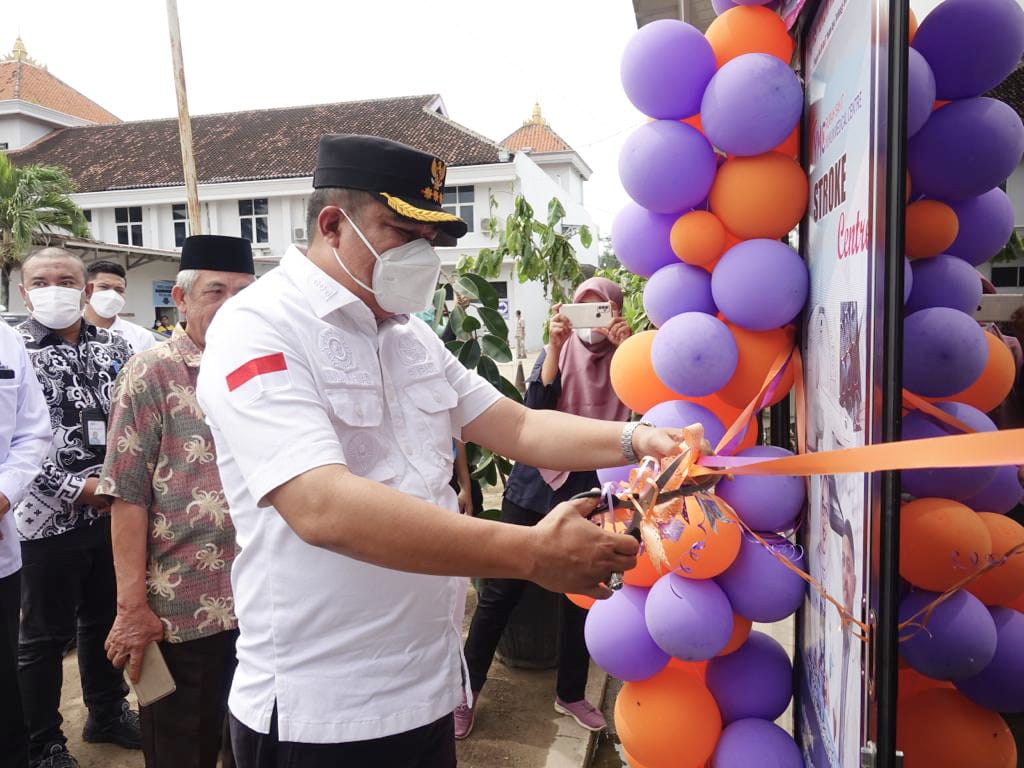 Bupati Lamteng Resmikan Diabetes, Stroke dan Dental Center