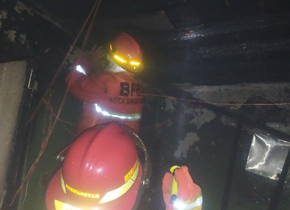 Kebakaran Terjadi di Jalan Amir Hamzah, Si Jago Merah Melahap Bagian Dapur