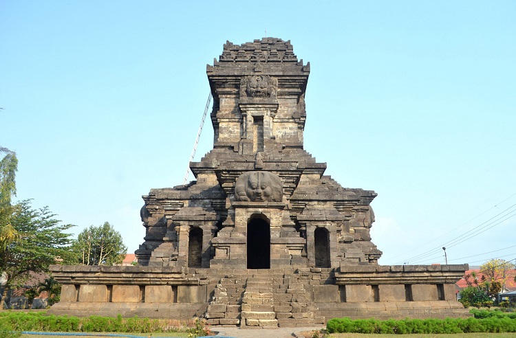 11 Kisah Sejarah Candi Singosari, Runtuhnya Pemerintahan Raja Anusapati di Pertengahan Abad ke-14