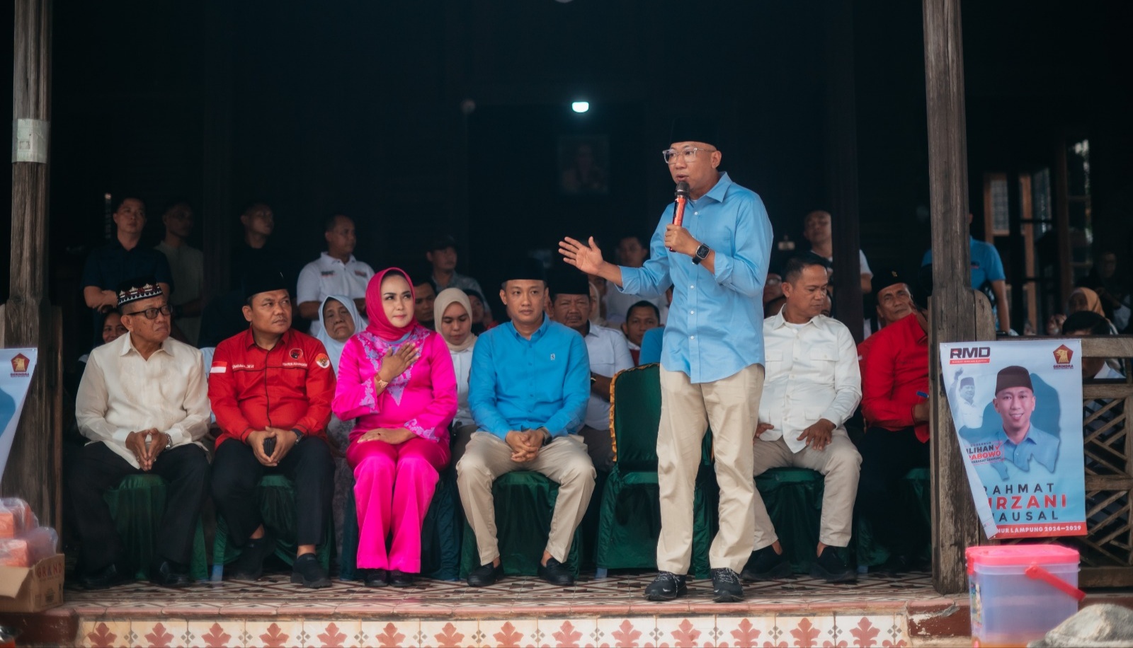 Antar Pendaftaran ke KPU Tulang Bawang, RMD Titip Harapan Prabowo Kepada Winarti-Reynata