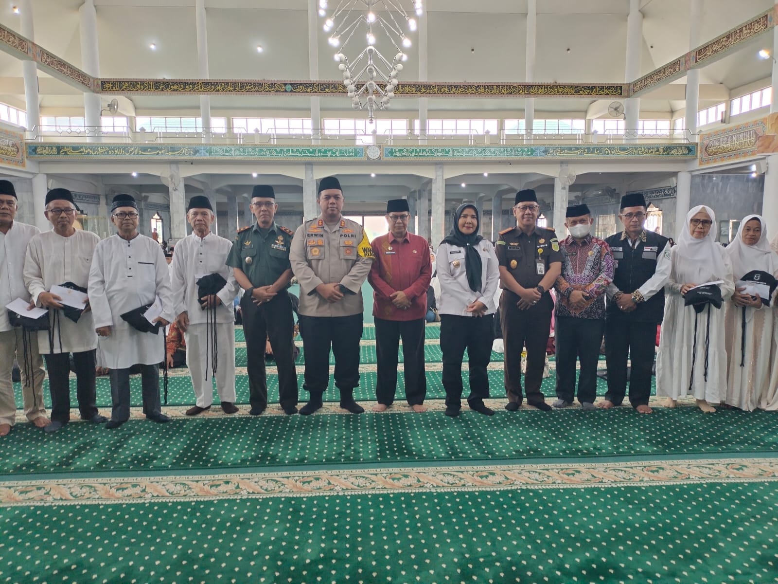 Walikota Bandar Lampung Lepas 1549 CJH Bandar Lampung