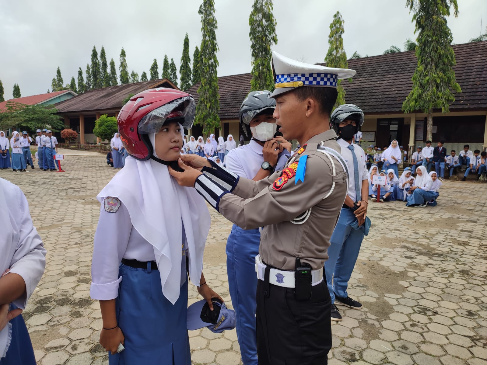 Police Goes To School, Satlantas Polres Mesuji Berikan Himbauan Operasi Zebra 2022 Kepada Pelajar