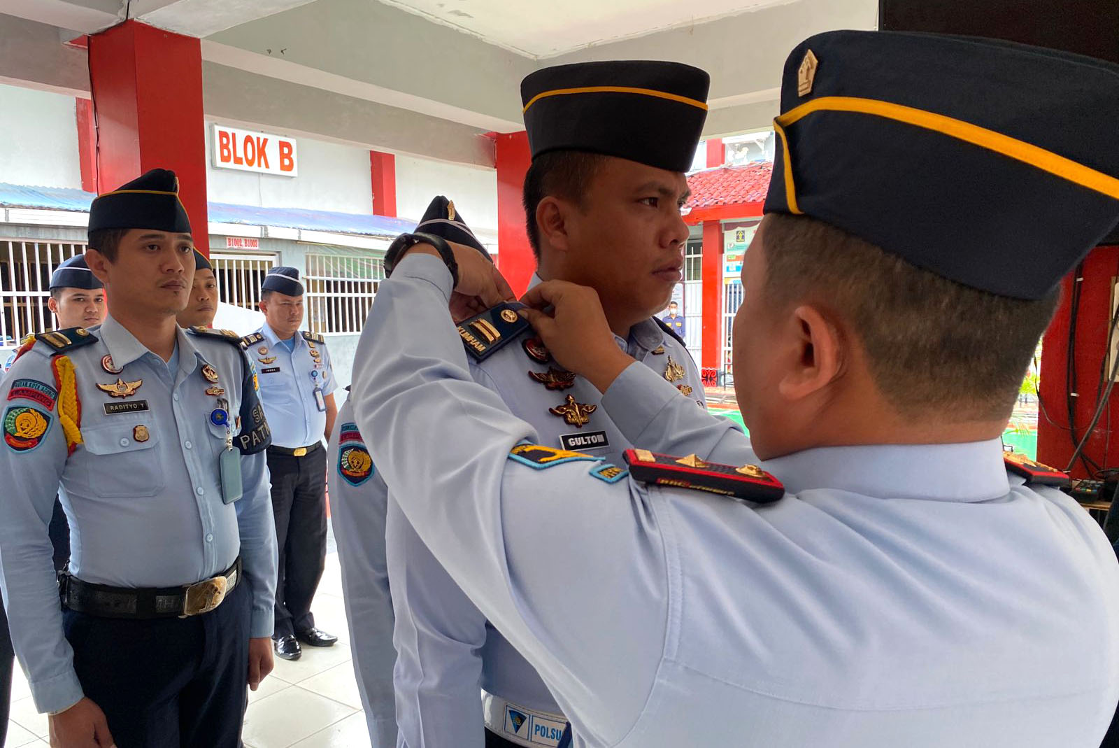 Karutan Kota Agung Pimpin Upacara Kenaikan Pangkat Pegawai