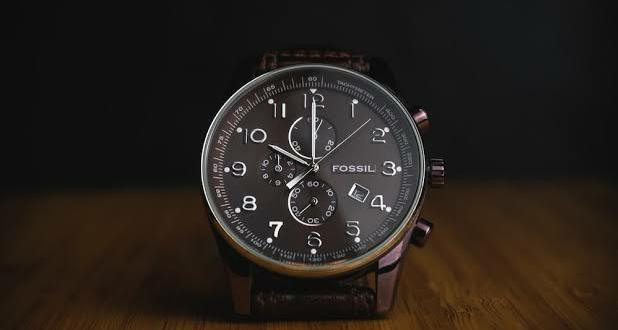 5 Jam Tangan Digital Wanita Koleksi Cantik Dari Fossil