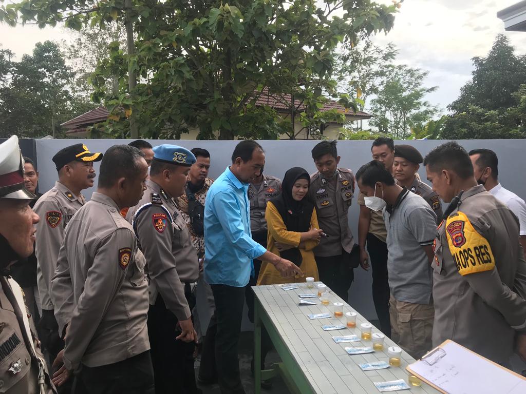 Polres Way Kanan Test Urine Dadakan ke Anggota, Hasilnya...