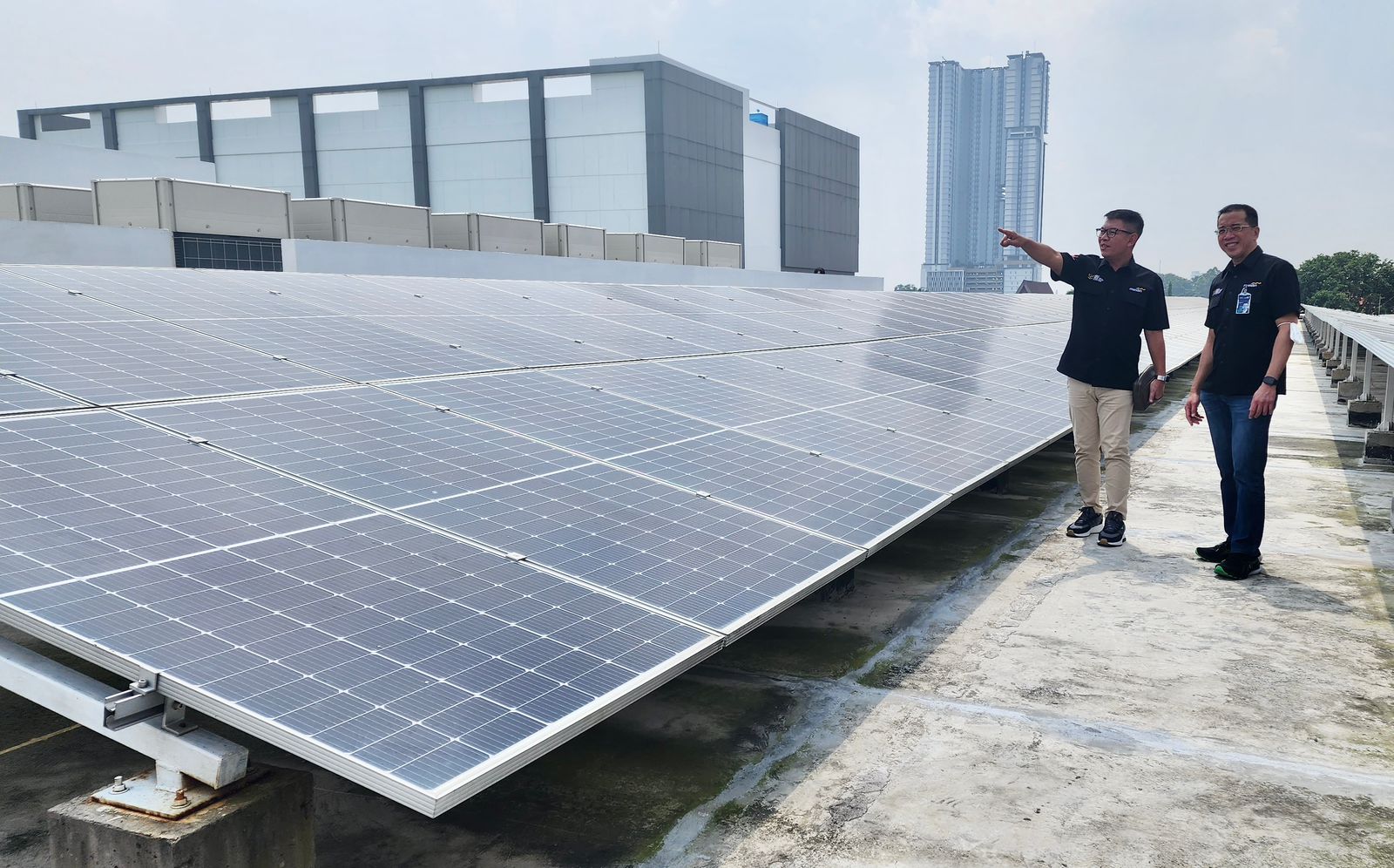 Dukung Terapkan Bisnis Basis ESG, Bank Mandiri Pasang 556 Unit Panel Surya