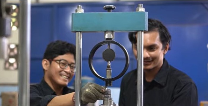 23 Kampus Negeri dengan Jurusan Teknik Terbaik di Indonesia, Banyak dari Kalangan Universitas Bergengsi