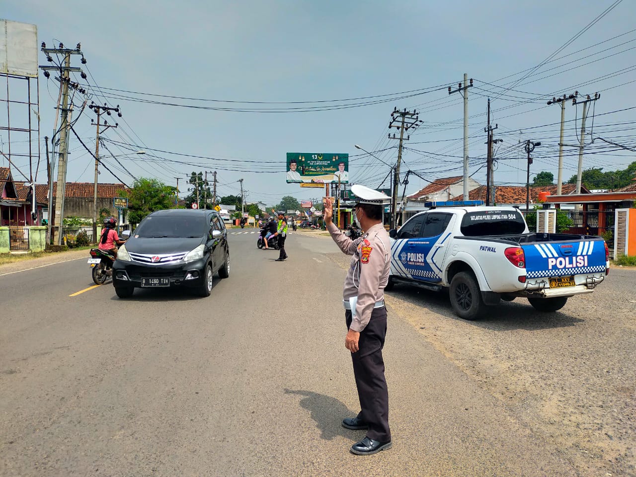 293 Personil Polres Lampura dan TNI Amankan Arus Balik