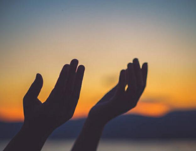 Allahu Akbar! Ternyata Ini Alasan Kita Harus Berdoa
