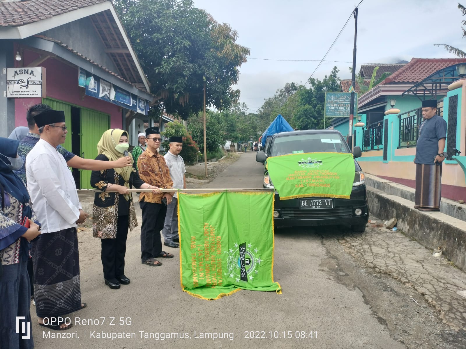 Lepas Rombongan Ziarah Makam, Bupati Harapkan Peserta Mengenal Perjuangan dan Perjalanan Ulama