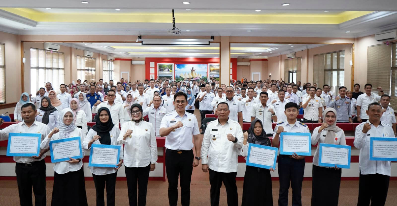Bupati Lampung Selatan Egi Pastikan Pemkab Mulai Bayar THR ASN
