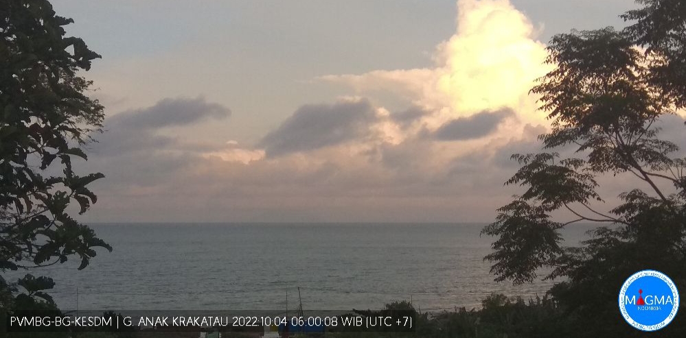 Kondisi Gunung Anak Krakatau : Alami Gempa Tremor Menerus pada Selasa 4 Oktober 2022