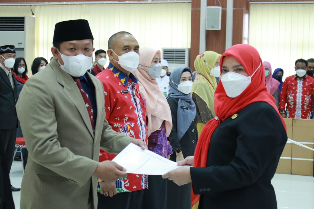 Socrat Kadishub, Yanwardi Plt. Asisten III, Berikut Ini Pejabat Pemkot Bandar Lampung yang Di-rolling