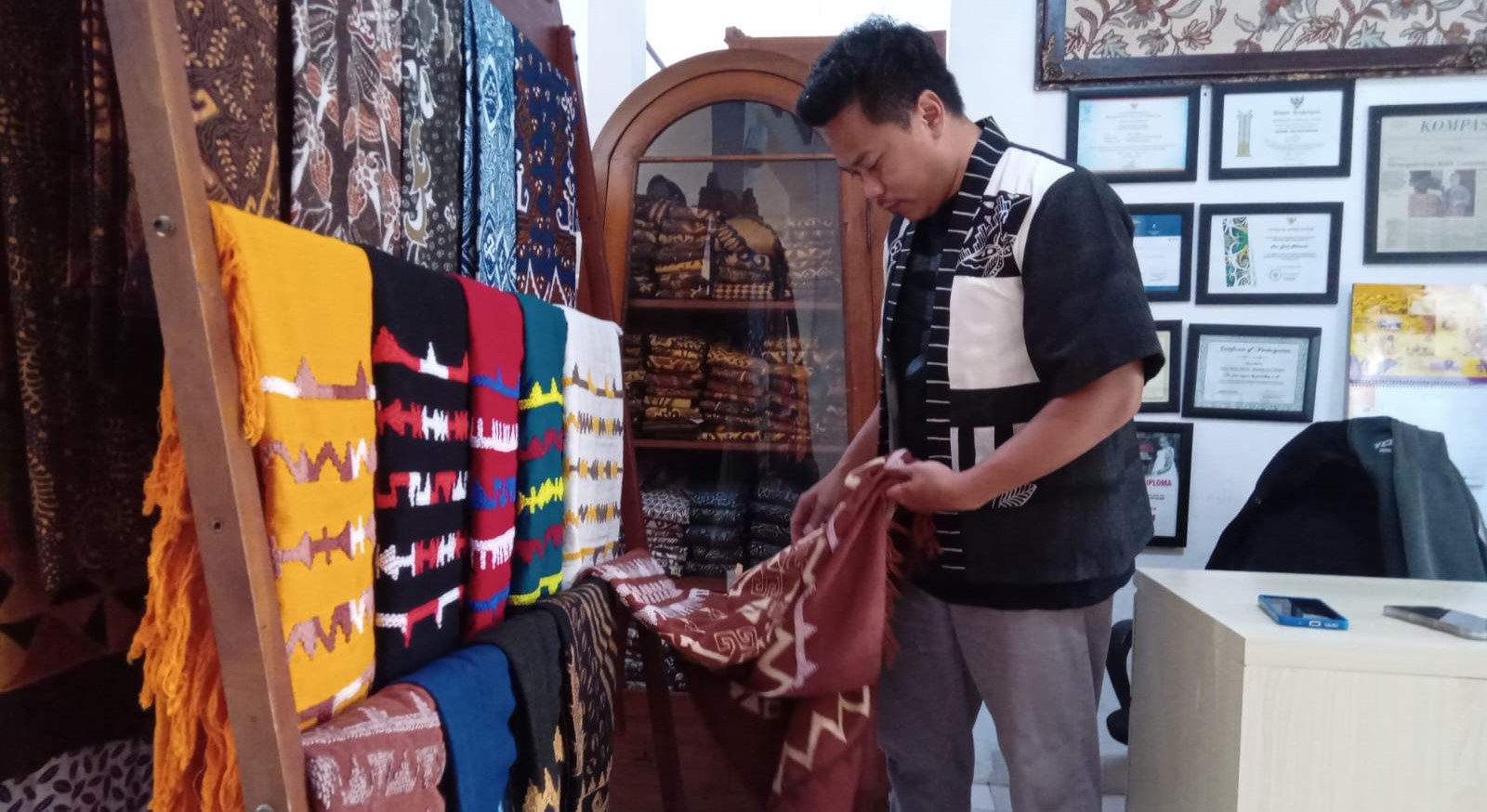 Lewat BRI UMKM Export 2025, Batik Khas Lampung Ini Tembus Pasar Lebih Luas