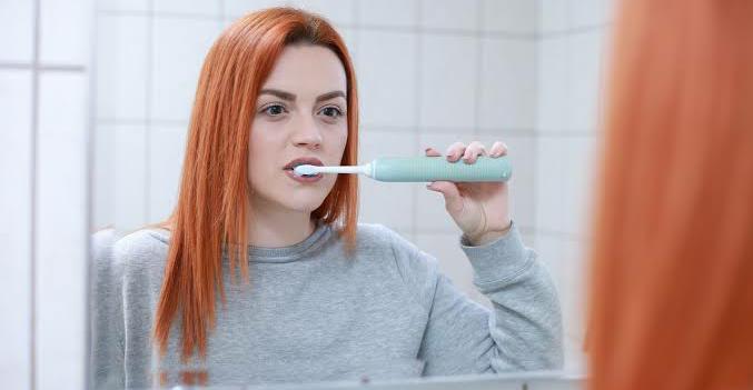 5 Tips Mengatasi Bau Mulut Akibat Gigi Berlubang