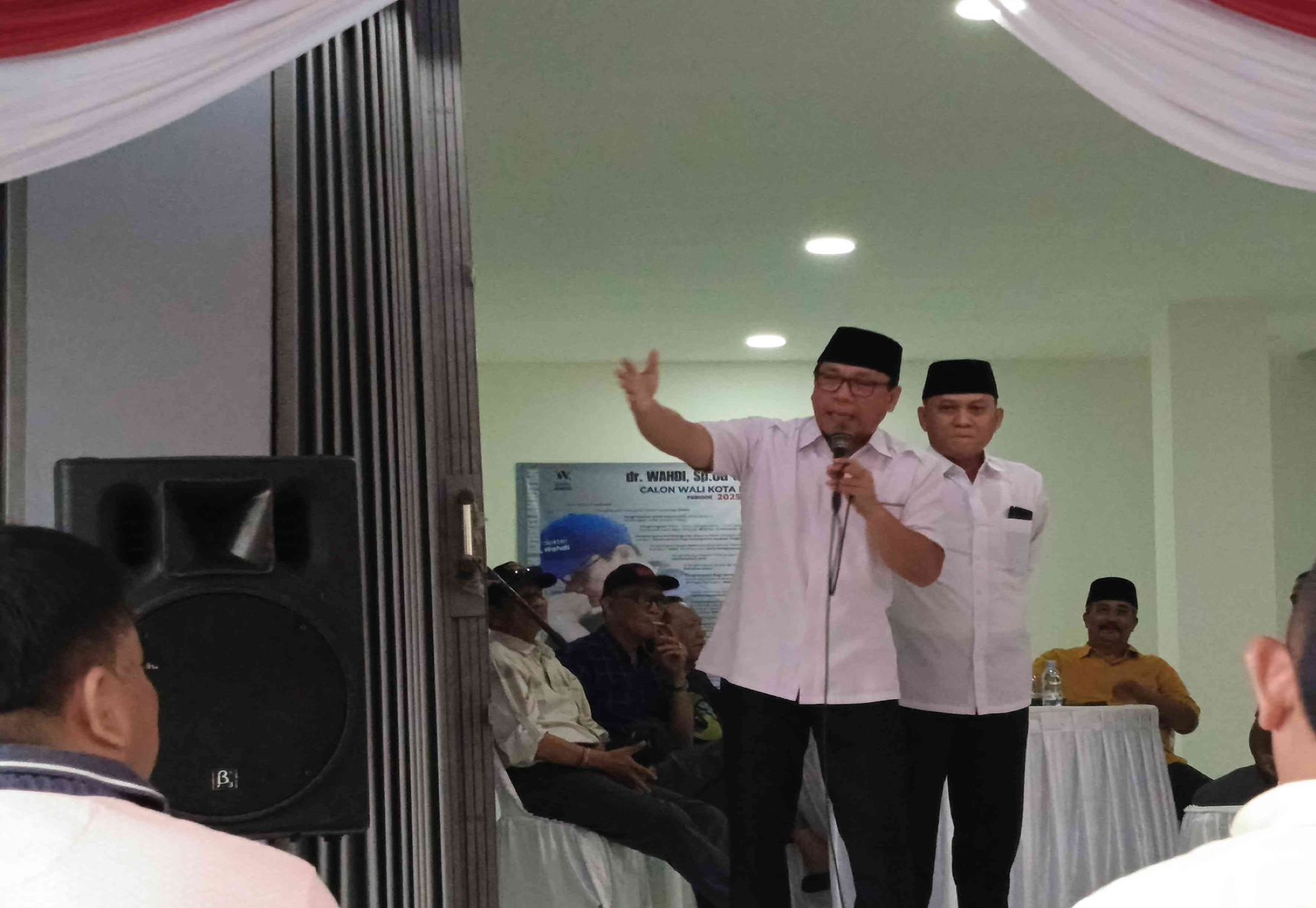 Pemasangan APK di Kota Metro, Waru Komitmen Ikuti Aturan