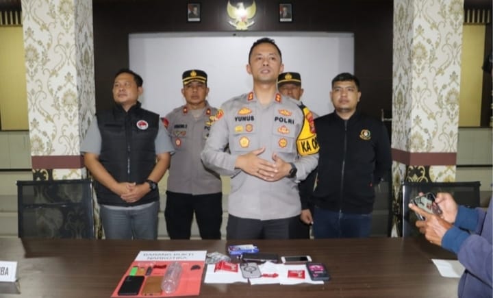 Razia Gabungan di Pringsewu, Dua Terduga Penyalahguna Narkoba dan 13 Orang Diamankan
