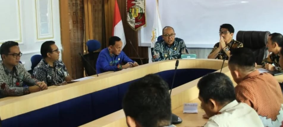 Pimpin Rapat Safari Ramadan Gubernur, Ini Yang Disampaikan Bupati Hamartoni